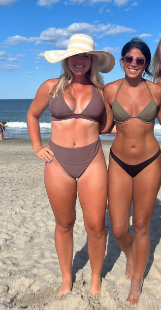 karoline leavitt swimsuit